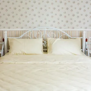  Апартаменты Lovely In The Center